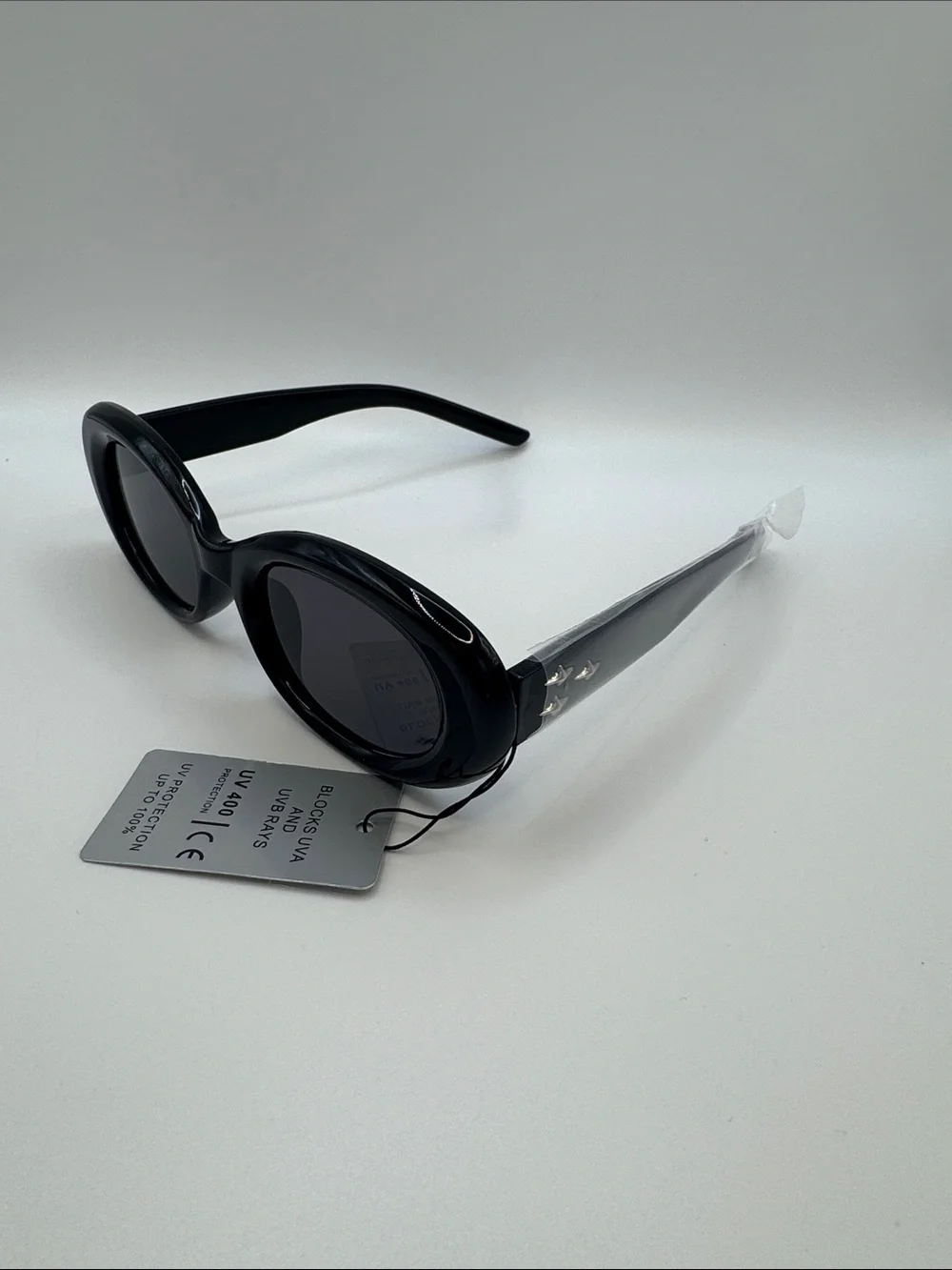 Black Oval Sunglasses - UV Protection